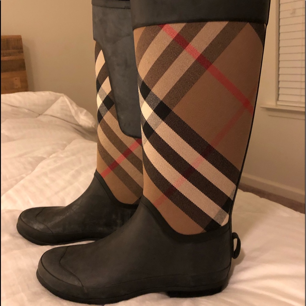 Burberry Rain Boots - Brand New